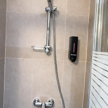 Smart Comfort Deluxe N1 Private Balcony Bathroom 250m Marina Port 800m Daire Limasol