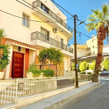 Smart Comfort Deluxe N1 Private Balcony Bathroom 250m Marina Port 800m Limasol