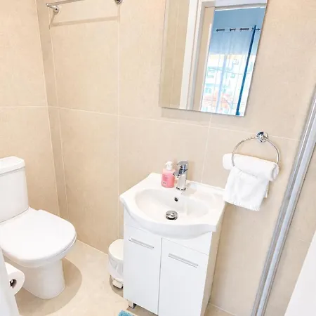 Апартаменты Smart Comfort Deluxe N1 Private Balcony Bathroom 250m Marina Port 800m *