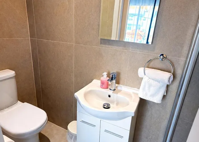 Smart Comfort Deluxe N1 Private Balcony Bathroom 250m Marina Port 800m * Limisso